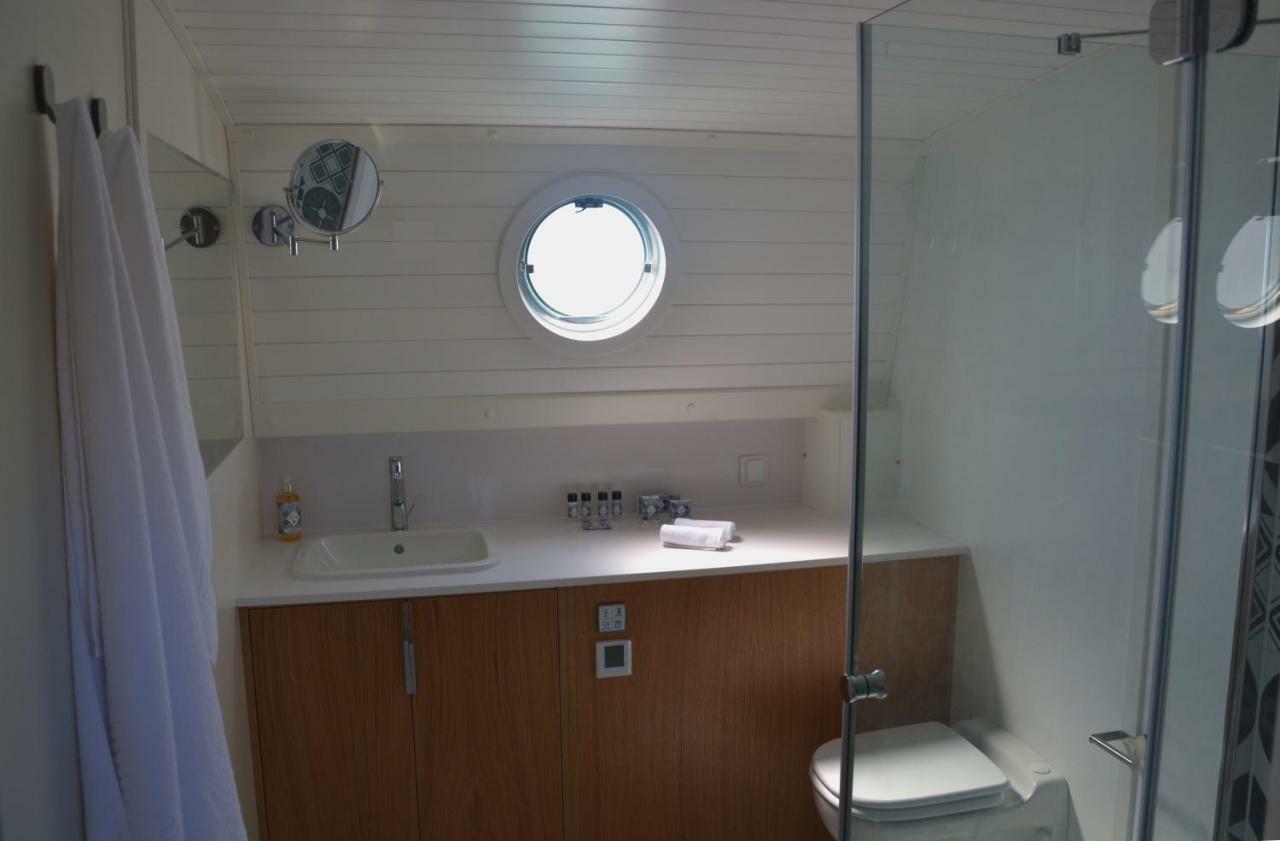Hotel Tagus Marina Lisbona Esterno foto
